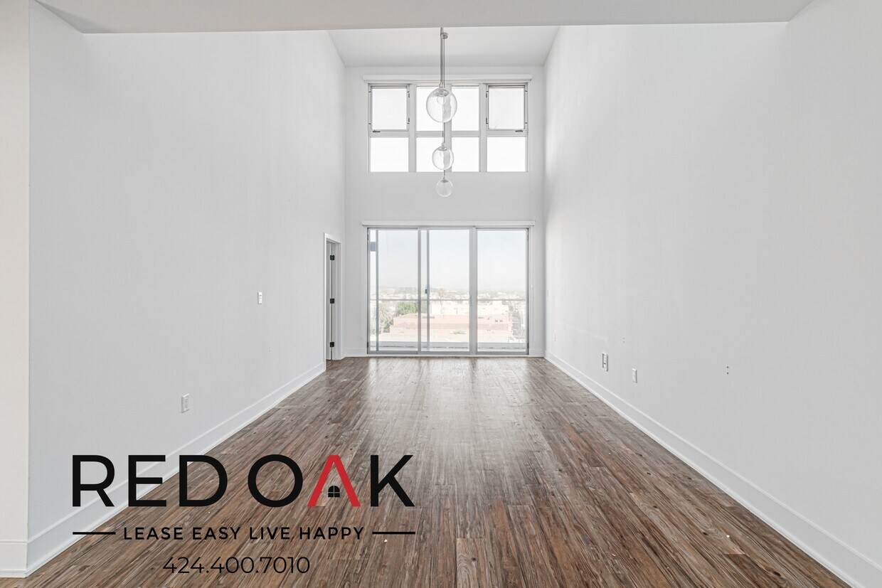 Foto principal - 1168 S Barrington Ave