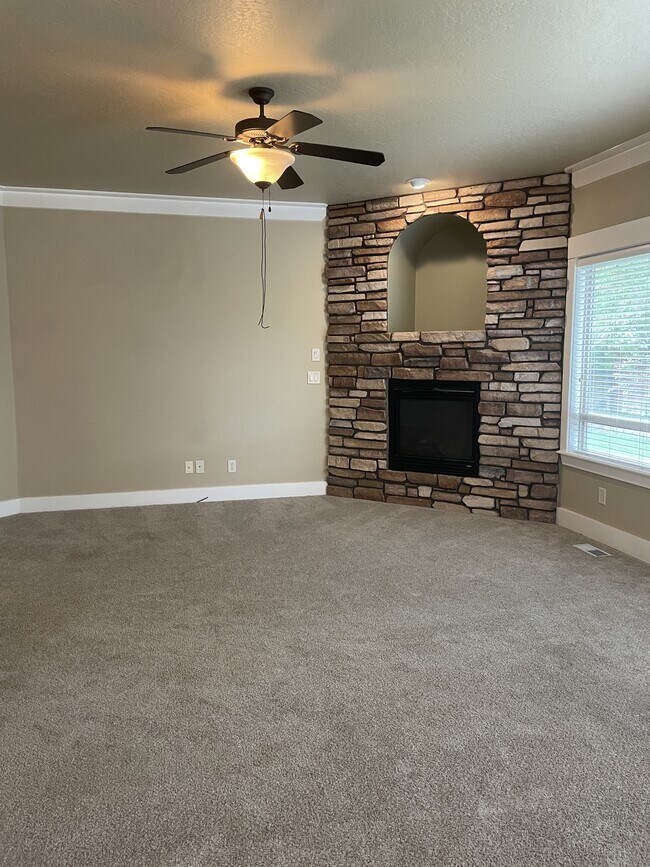 Foto del edificio - 2869 E Shadowband St