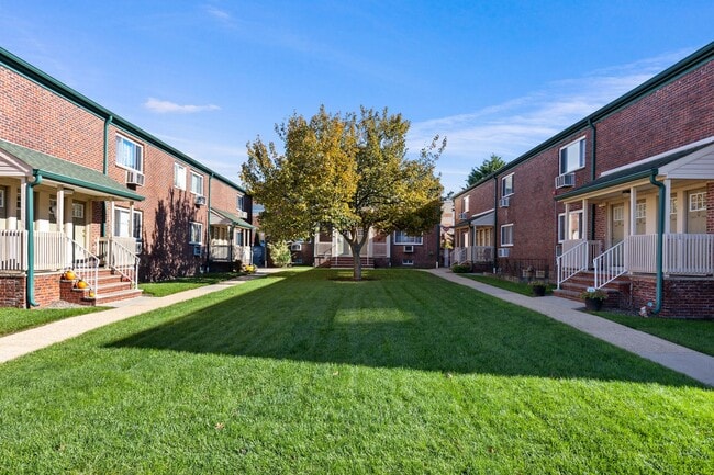 Foto del edificio - 430 Ridge Rd