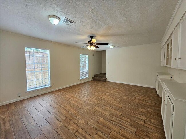 Foto del edificio - 6308 N 1st St