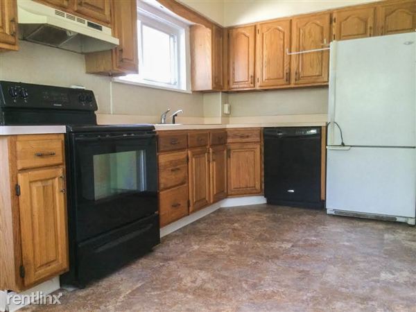 Building Photo - 123 E Chelton Rd