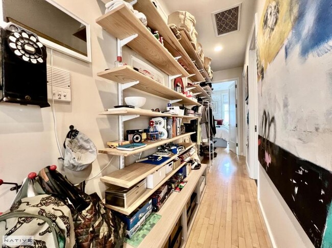 Foto del edificio - 2 bedroom in BROOKLYN NY 11222