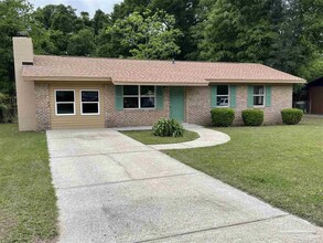 Building Photo - 6975 Woodley Dr