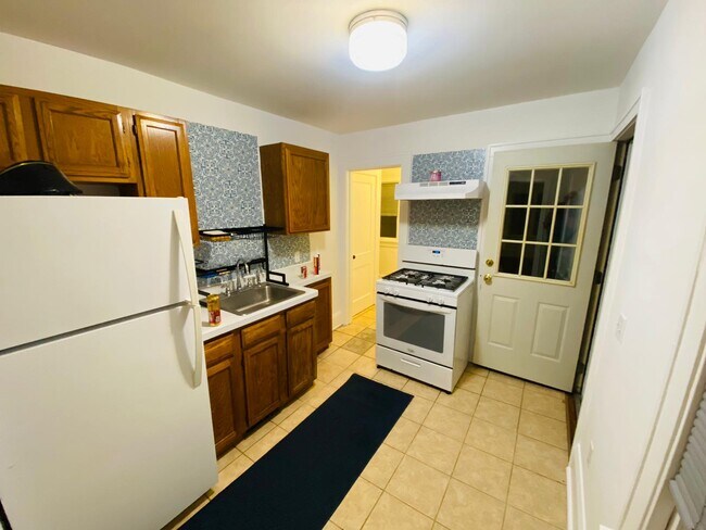 Foto del edificio - 1164 Cook Ave E