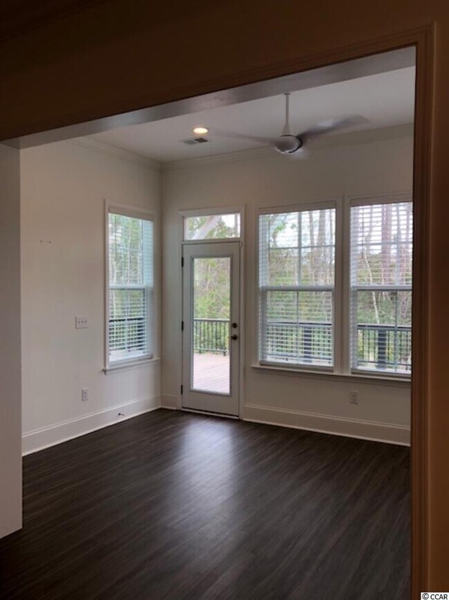 Building Photo - 1039 Longwood Bluffs Cir