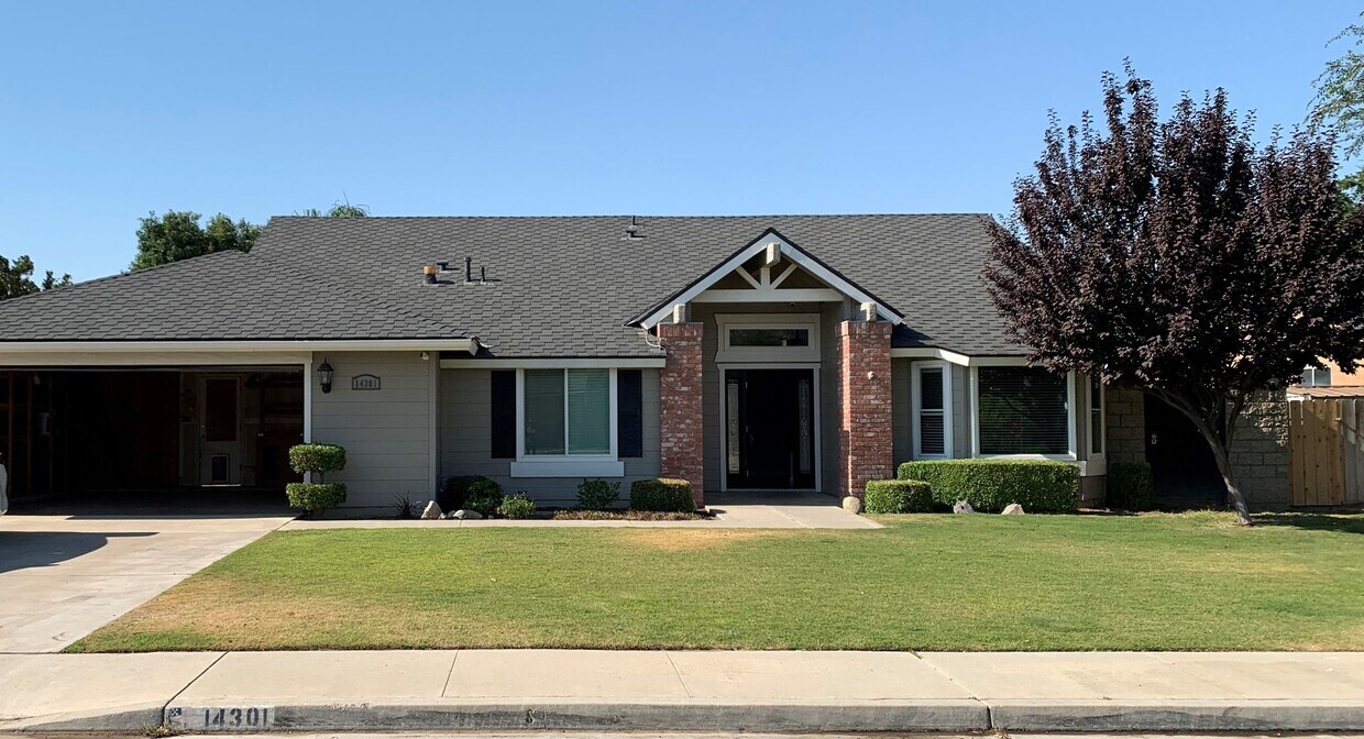 Primary Photo - Beautiful 3 Bed West Bakersfield Home W/Po...