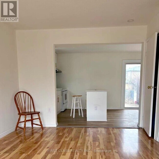 Building Photo - 701 Leeder Ct