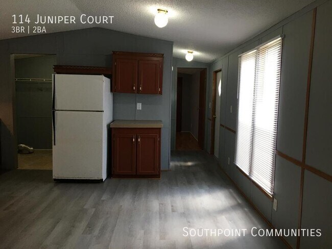 Building Photo - 114 Juniper Ct