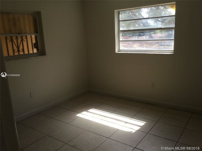 Foto del edificio - 1602 NW 24th Ct