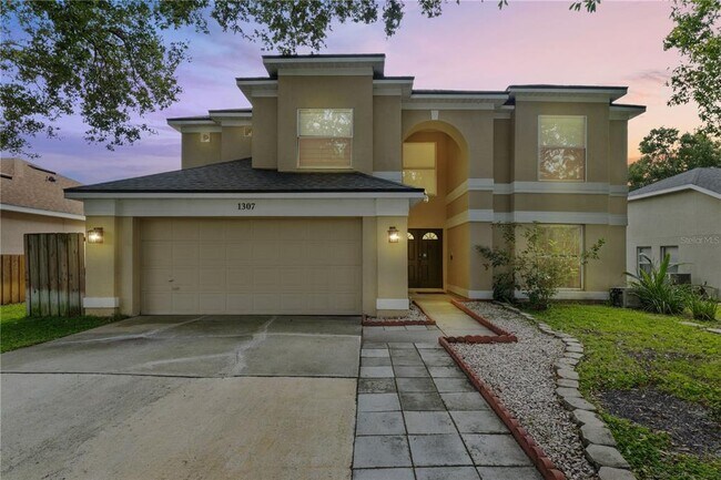 Foto del edificio - 1307 Lochbreeze Way