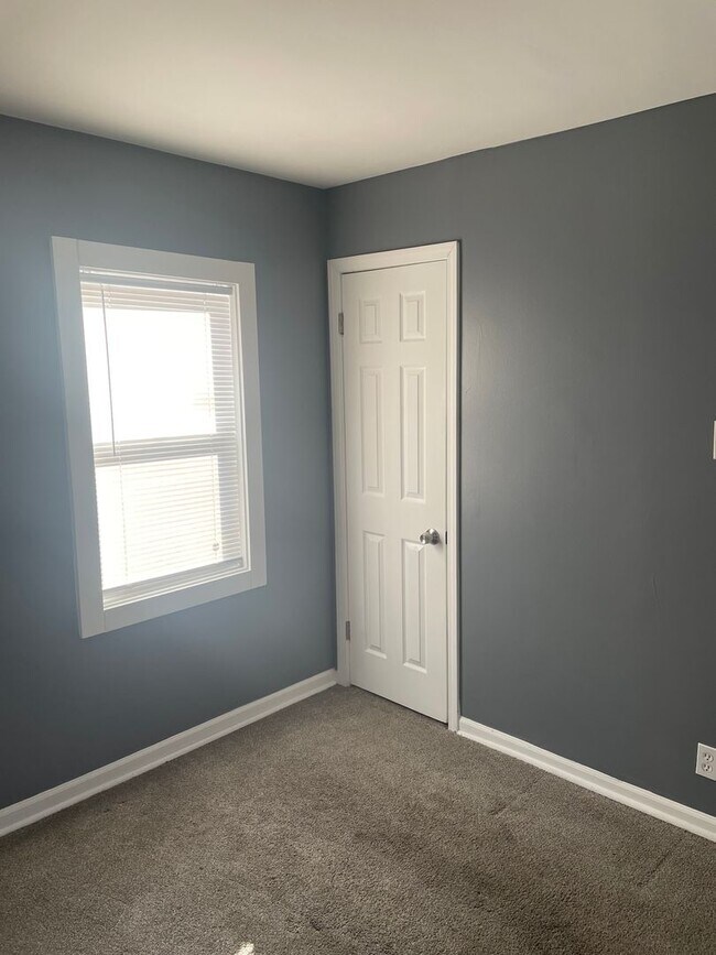 Foto del edificio - Brick Home with 2 Bathrooms