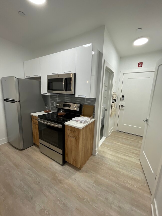Foto del edificio - 5100 Hudson Ave
