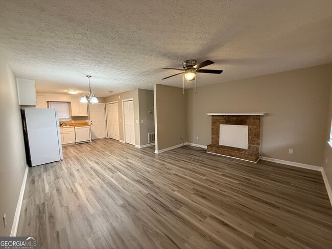 Building Photo - 117 Vintage Ct