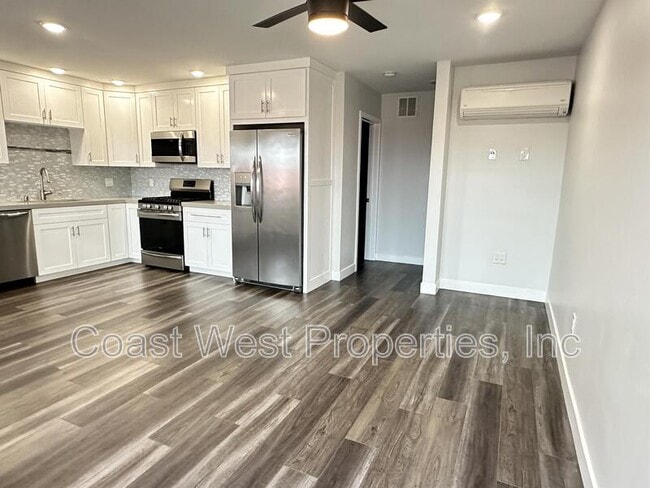 Building Photo - 2030 Diamond St