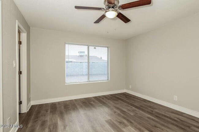 Foto del edificio - 9601 N 55th Dr