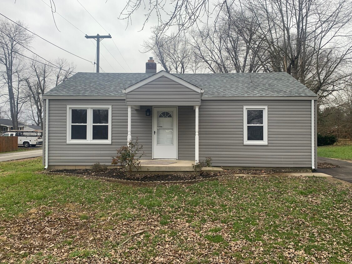 Primary Photo - 2531 Sunshine Dr