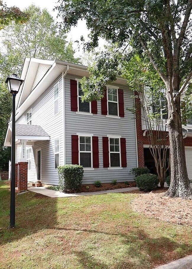 Foto del edificio - 10979 Princeton Village Dr