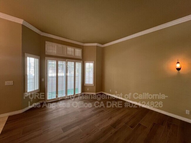 Foto del edificio - 2300 Maple Ave