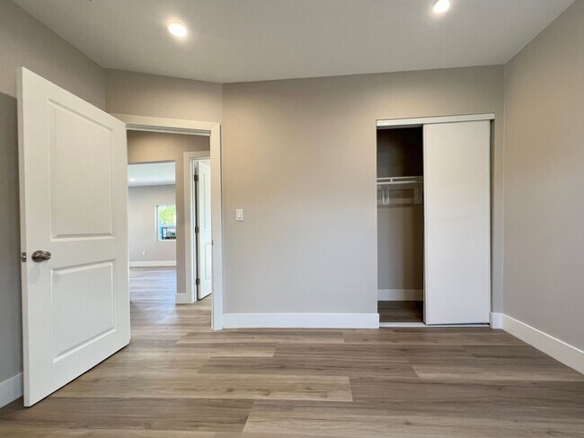 Foto del edificio - LN4541 W 161st St