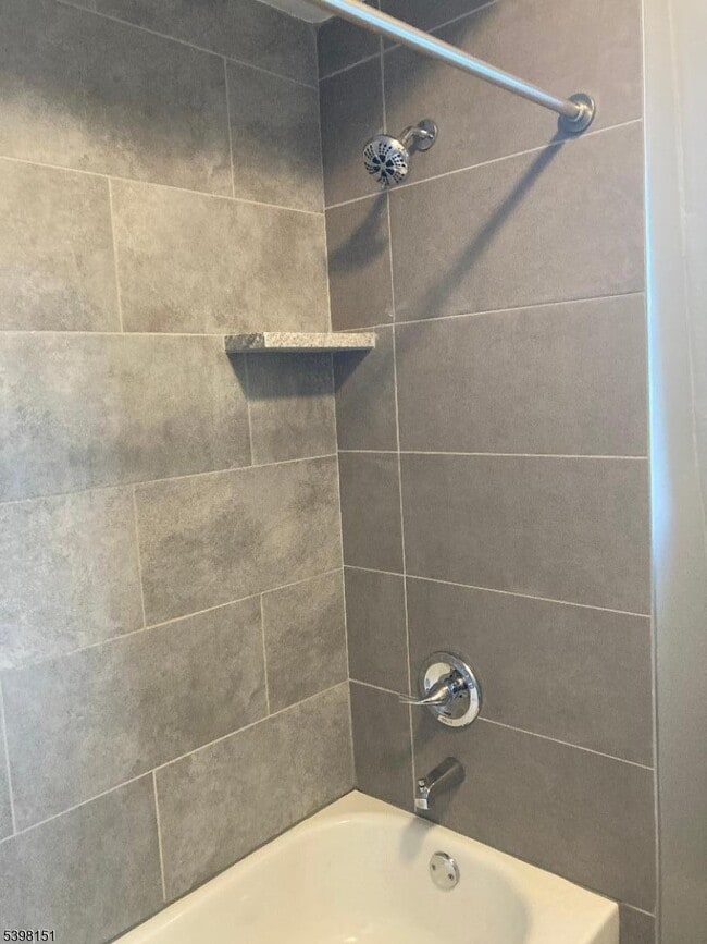 Building Photo - 133 Gregory Ave