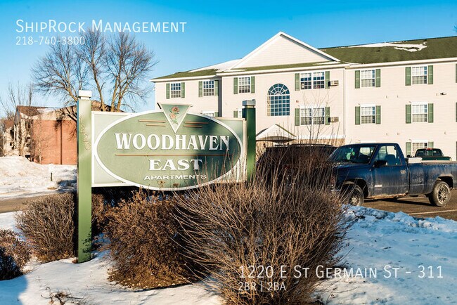 Building Photo - 1220 E St Germain St