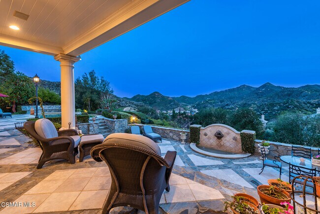 Foto del edificio - 2785 Queens Garden Ct