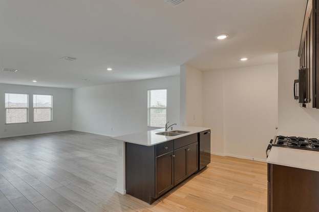 Foto del edificio - 417 Laurenbrooke Dr