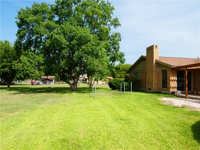 Building Photo - 1803 Serenity Dr
