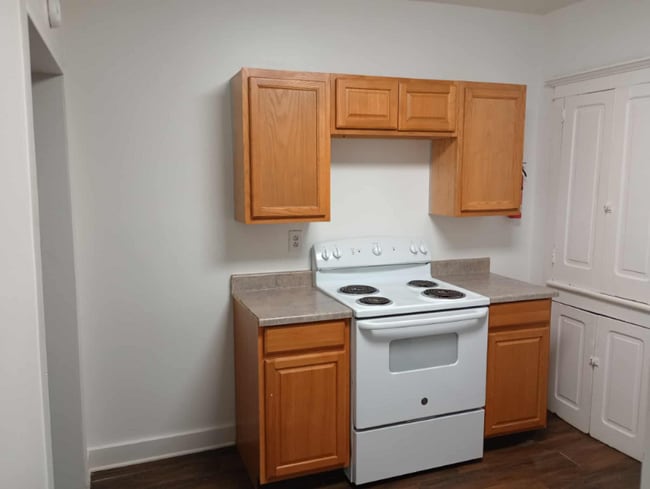 Building Photo - 4 Altamont Terrace