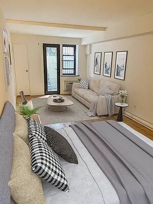 Foto del edificio - 156 E 82nd St