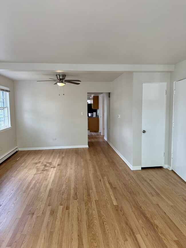 Foto del edificio - 5640 N Talman Ave