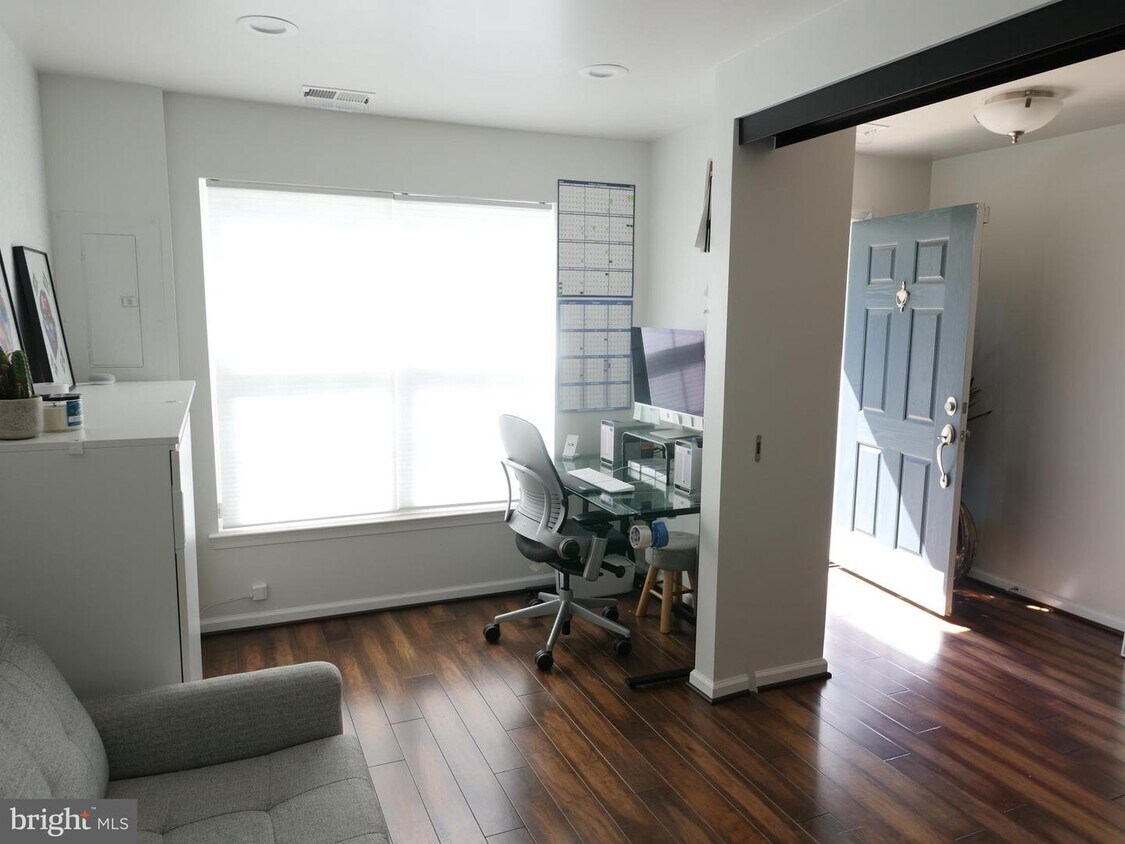 12504 Rustic Rock Ln, Beltsville, MD 20705 Townhome Rentals in