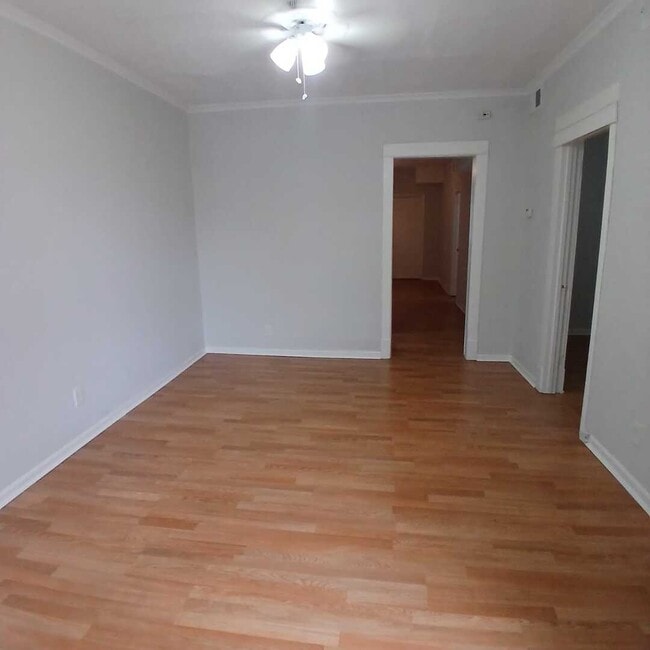 Foto del edificio - 2026 N Kedvale Ave