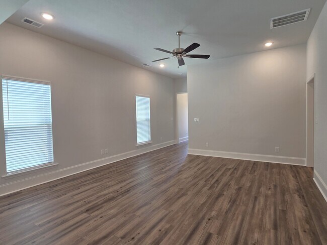 Building Photo - 8509 Bannock Cir