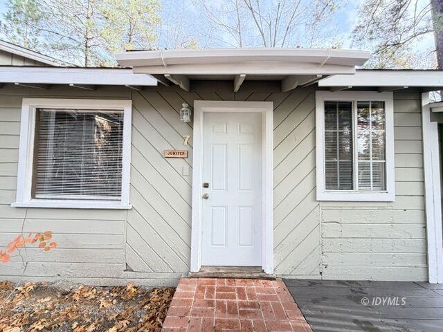 Foto principal - 54605 N Circle Dr