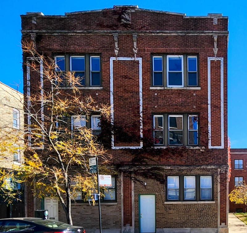 Primary Photo - 4905 N Clark St