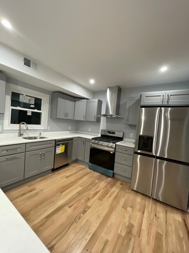 Unit 2 - 78 Monticello Ave