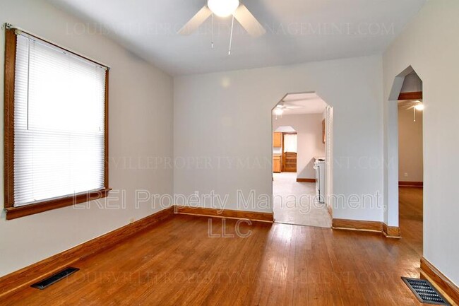 Building Photo - 1515 Huntoon Ave