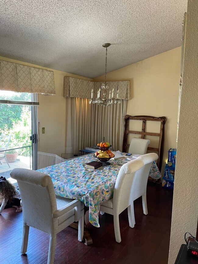 Dining Room - 1716 Rodear Rd