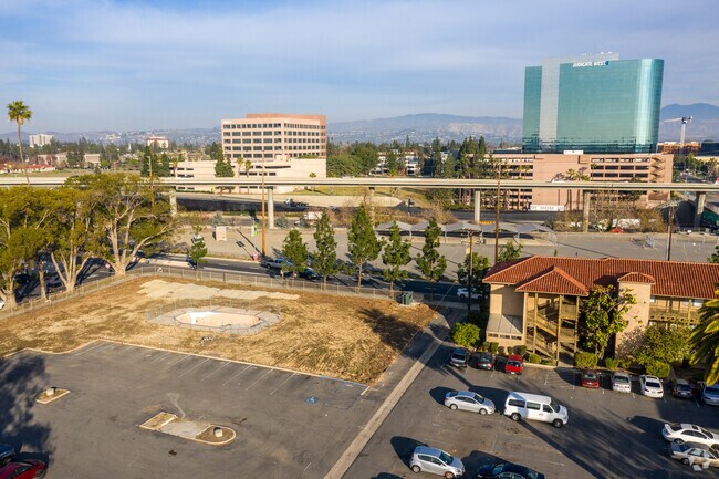 Property View - 1662-1668 Palm St