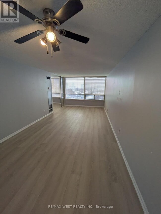 Building Photo - 1121 Steeles Ave W