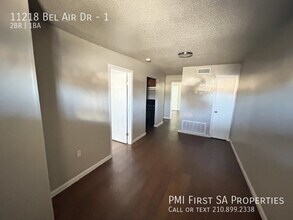Building Photo - 11218 Belair Dr