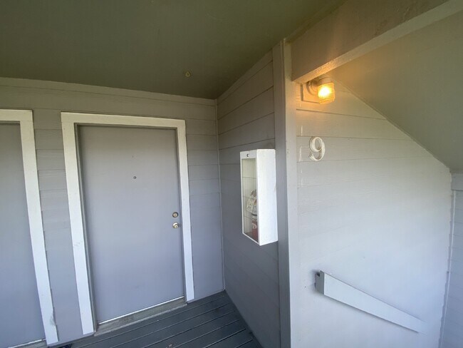 Foto del edificio - Beautiful Top Floor Condo with Great Views!