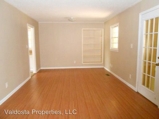 Building Photo - 1202 W Park Ave