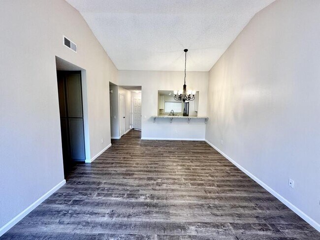 Foto del edificio - 2822 Winthrop Ave