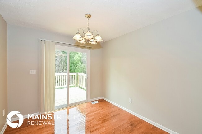 Foto del edificio - 6187 Amberly Rd