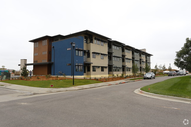 Exterior - Spring Creek Apartments