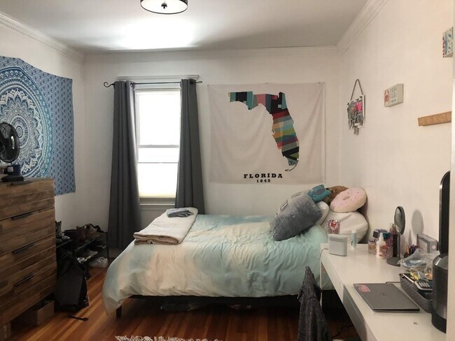 Foto del edificio - 314 Savin Hill Ave