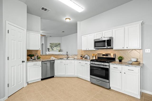 Foto del edificio - 340 Carriage Way