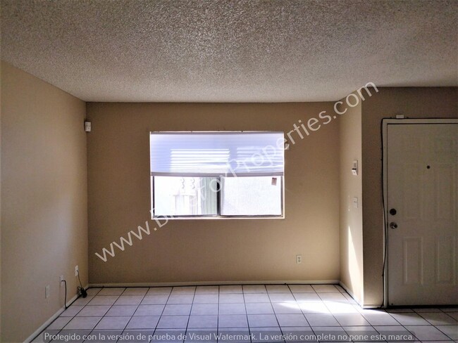 Foto del edificio - Centrally Located 2 bedroom, 2 bathroom